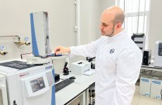 ФГБУ «ВГНКИ» выполняет 2-й этап НИР по разработке методических подходов для определения лекарственных препаратов в побочных продуктах животноводства, воде, почве и растениях